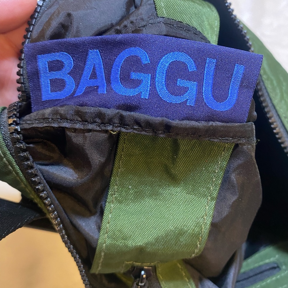 BAGGU Bay Laurel Medium Crescent Bag - Picture 15 of 15